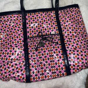 Brand New Vera Bradely patent leather pattern shoulder bag tote,multiple pockets